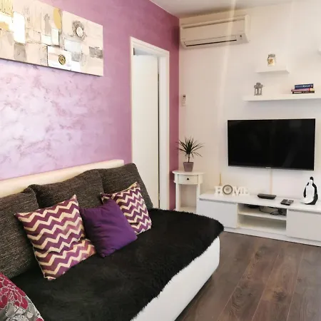 Apartment Loli Apartment